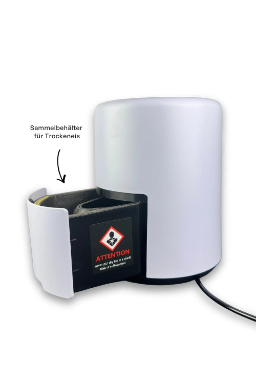 Freecer Rückseite mit offenem Trockeneisfach