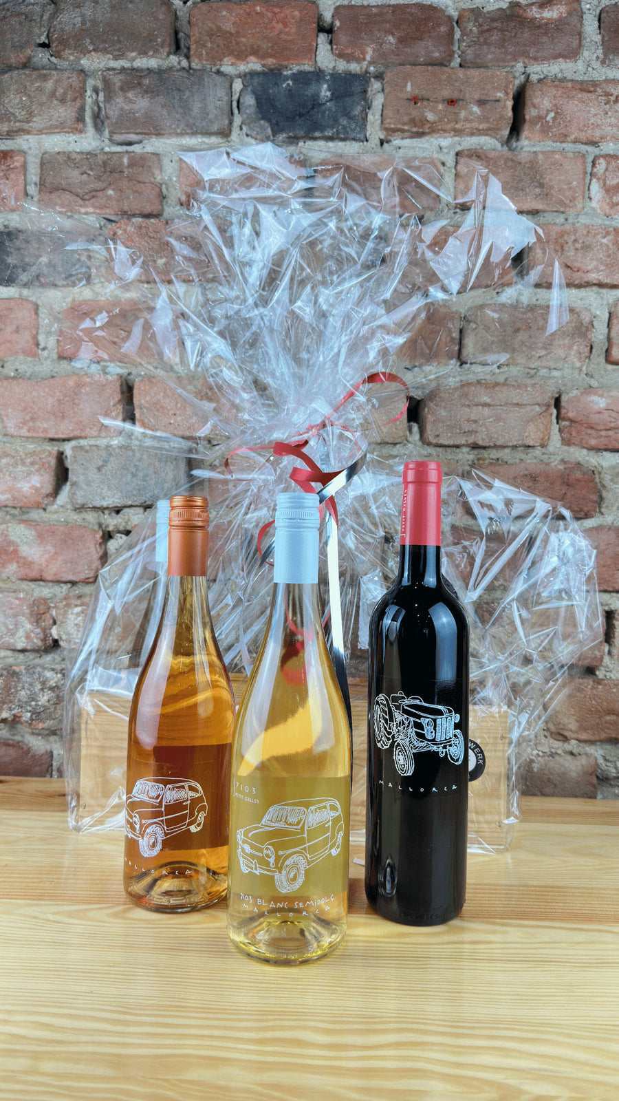 Weißwein, Roséwein und Rotwein